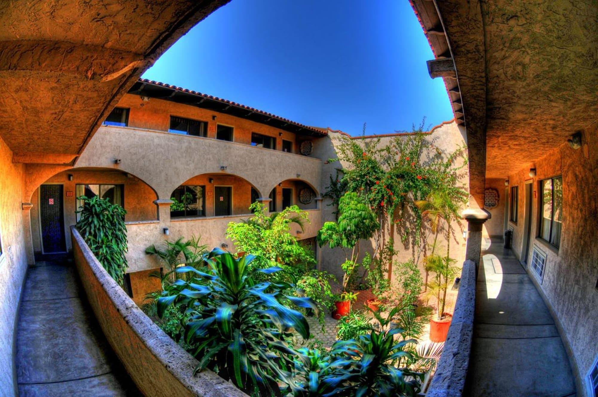 La Villa De Zaragoza Tijuana Extérieur photo
